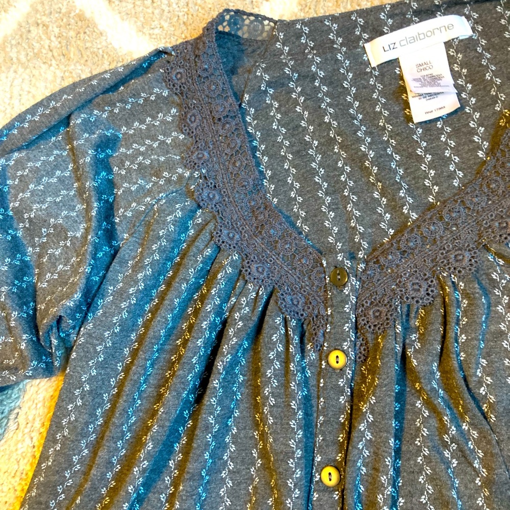 Liz Claiborne Pajama Top Long Sleeve Size Small with Lace Detail